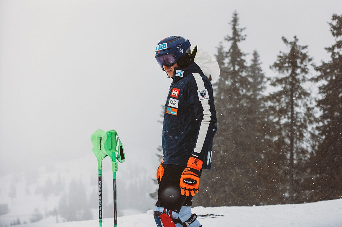 The jacket is developed for the needs of professional skiers