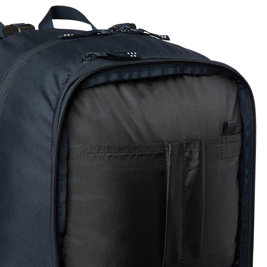 American Magic D-Commuter Backpack
